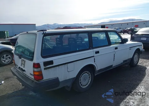 1992 Volvo 240 from USA, damaged, VIN YV1AW8805N1933006